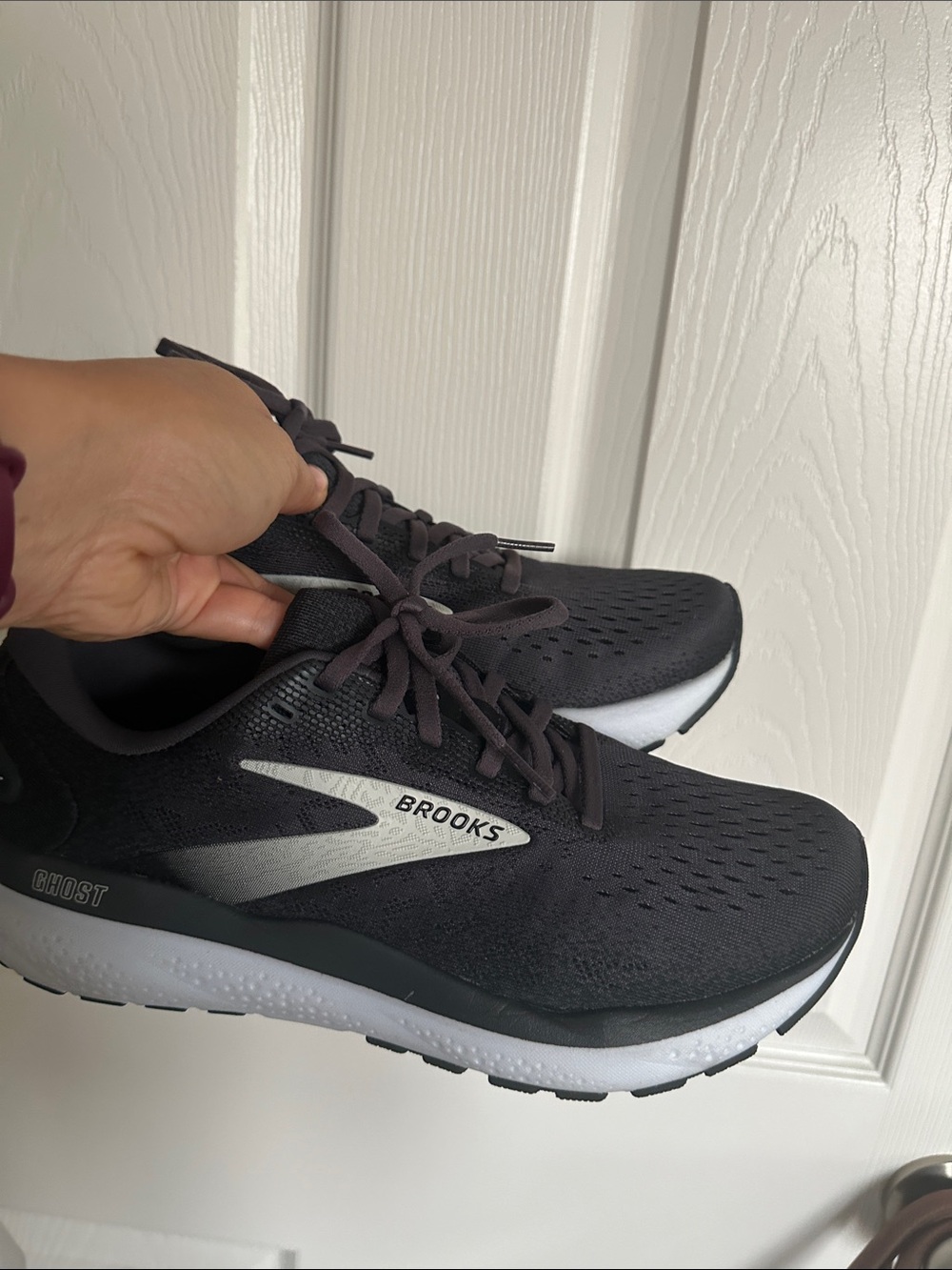 Brooks Ghost 16 Running Shoes Black White Cushioned Road Sneakers